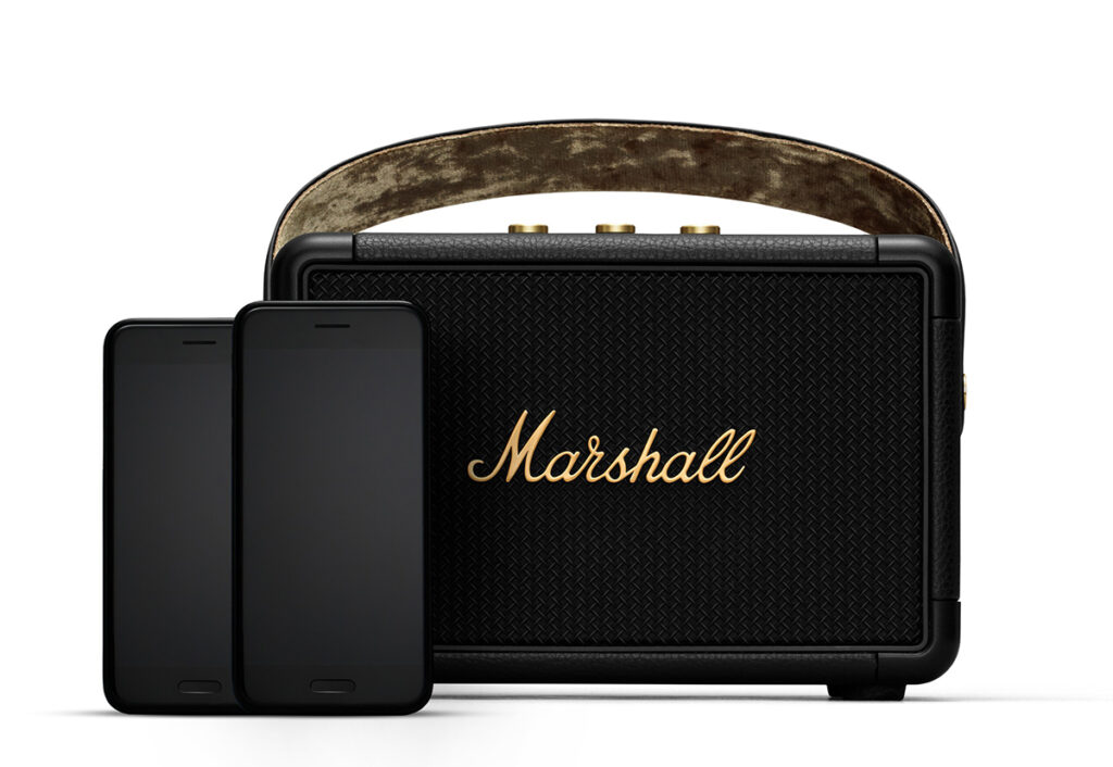MARSHALL KILBURN Ⅱ Black and Brass ワイヤレススピーカー 大きさ比較画像