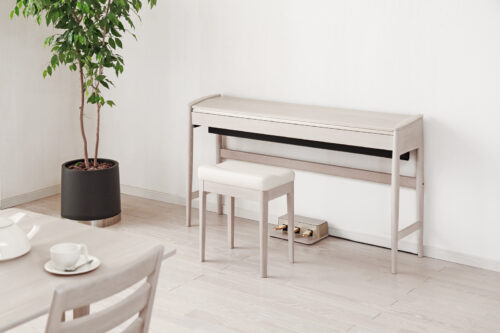 ローランド ＆ カリモク家具 日本製ハンドメイドピアノ『KIYOLA』シリーズ