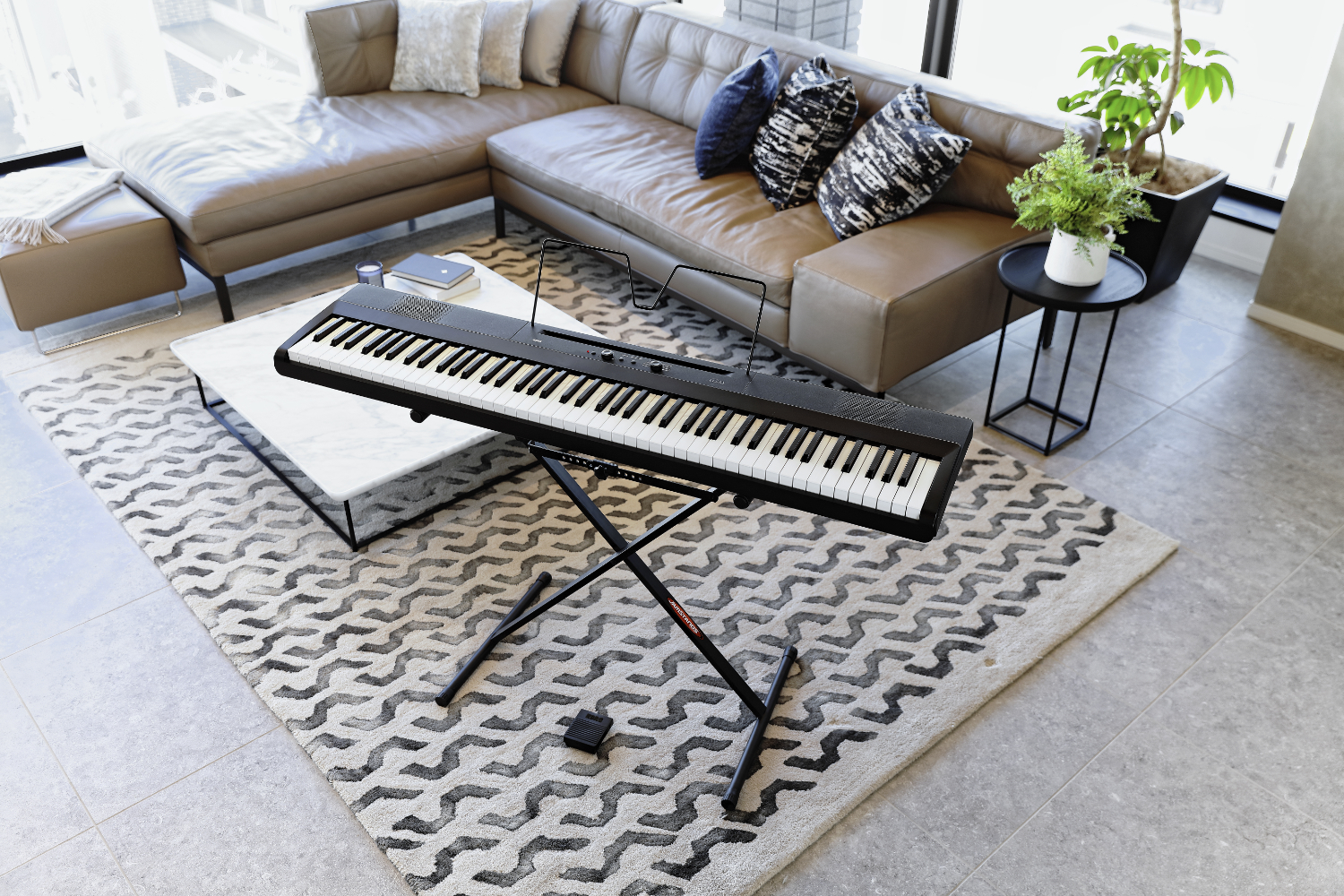KORG（コルグ）から新製品の88鍵盤電子ピアノ「L1SP Liano」が発売！