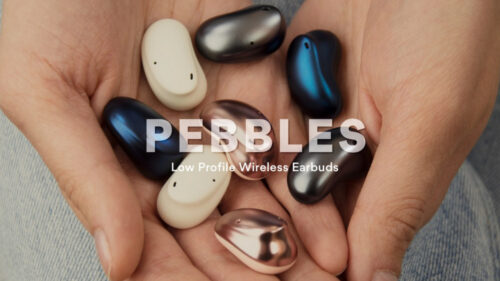 MEE audio（ミーオーディオ）から イヤーピースを省き、薄型で目立たない、新感覚のフィット性を追及したトゥルーワイヤレスイヤホン「PEBBLES」が発売！