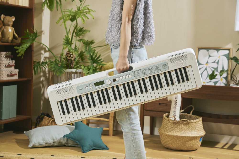 CASIO カシオ Casiotone LK-335 61鍵盤 光ナビゲーション カシオトーン キーボード