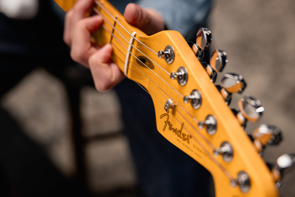 Fender フェンダー American Ultra Luxe Vintageシリーズ エレキギター