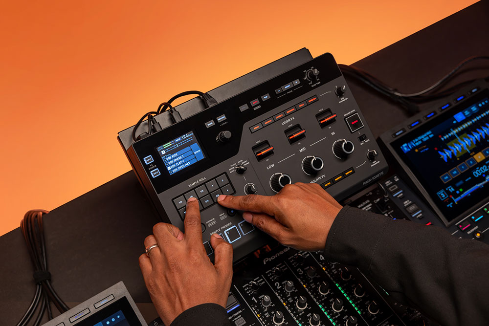 AlphaTheta RMX-IGNITE REMIX STATION リミックスステーション DJエフェクター サンプラー